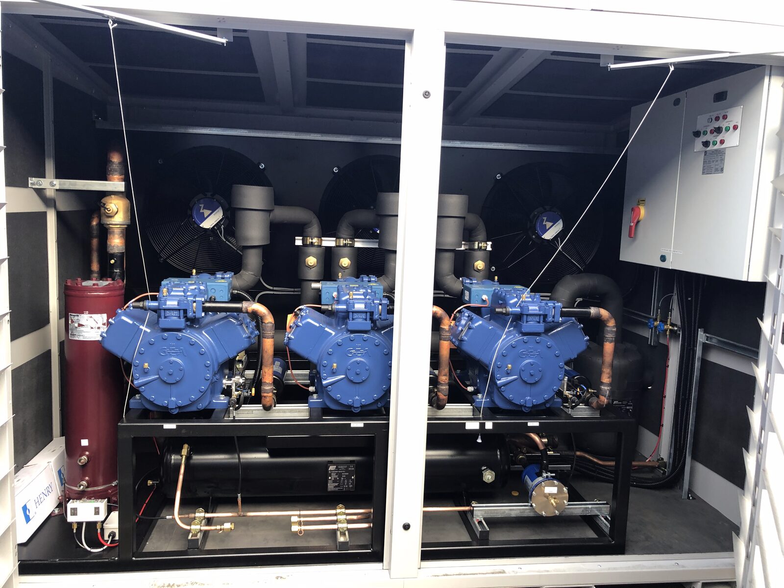 Condensing Unit - Twin compressor condensing unit in protective housing